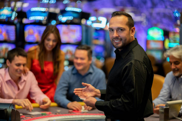 mpo2112 mobile app home screen showing slot games and live casino options